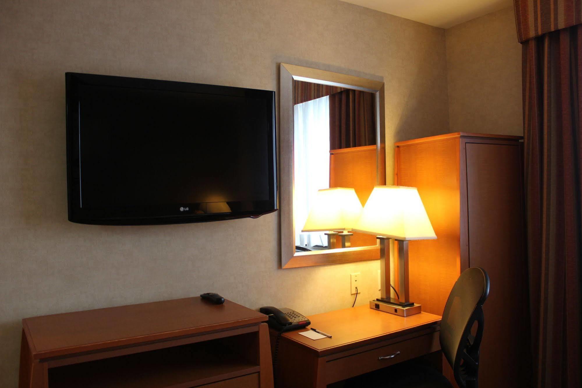 Bellerose Inn Extérieur photo